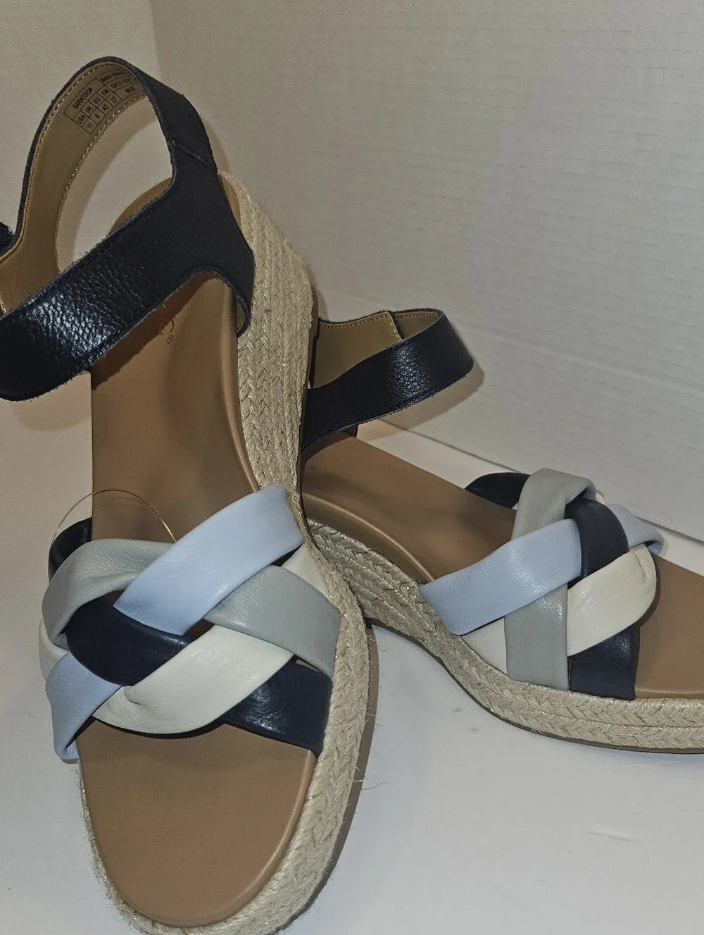 Vionic Saratoga Espadrille Wedge Sandals w/ Arch Support Leather Sz 11 Wide NEW
